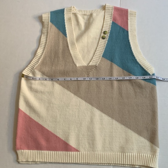 Colorblock Sleeveless Sweater  Vest - Picture 8 of 9